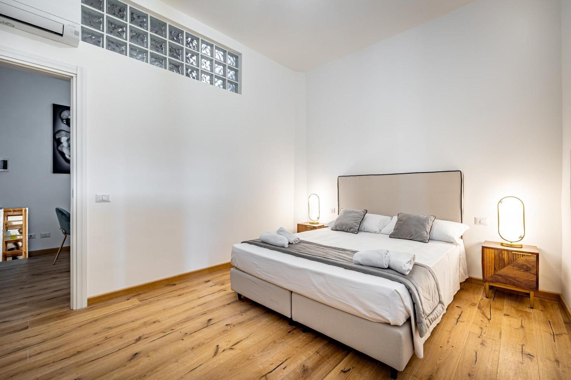 Apartment Yid Wonderful Balcony View On Florenz